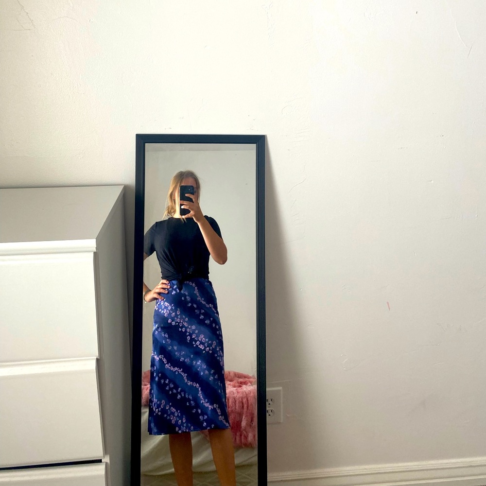 Mid rise purple and blue skirt